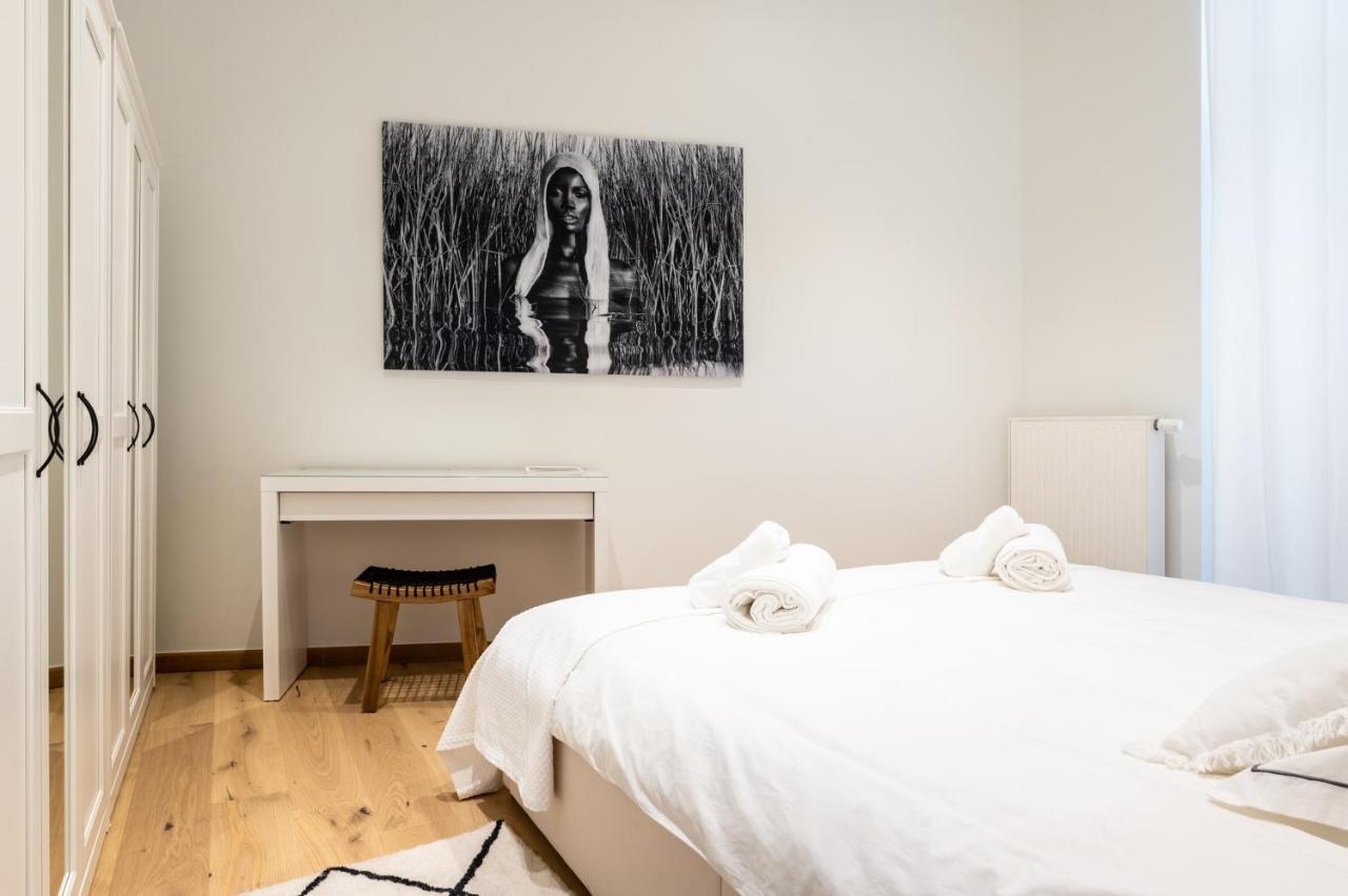 Brussels Centre Bnb Sablon I, II Et V Exterior foto